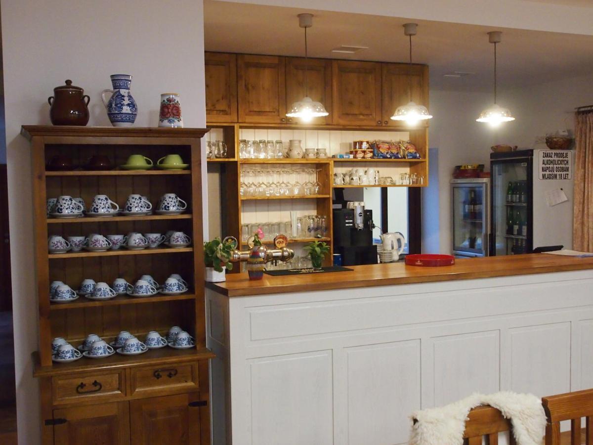 Penzion A Restaurace U Hroznu Velké Bílovice Extérieur photo